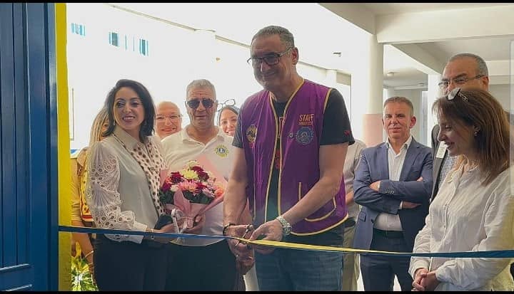 Inauguration officielle et coupure de ruban d'un nouvel espace